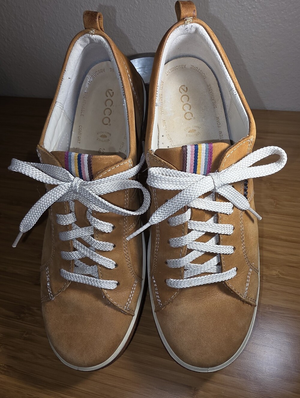 Ecco Women's Tan Suede Lace-Up Sneakers with White Laces and Striped Tongue - Picture 13 of 16